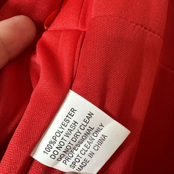 NWT Mac Duggal Bow Shoulder V-Neck Gown 49454 Women's Red 8 - Picture 6 of 6